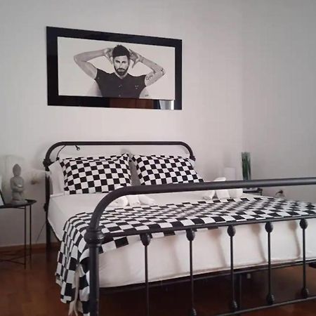 Nicko'S Room Pireusz Kültér fotó
